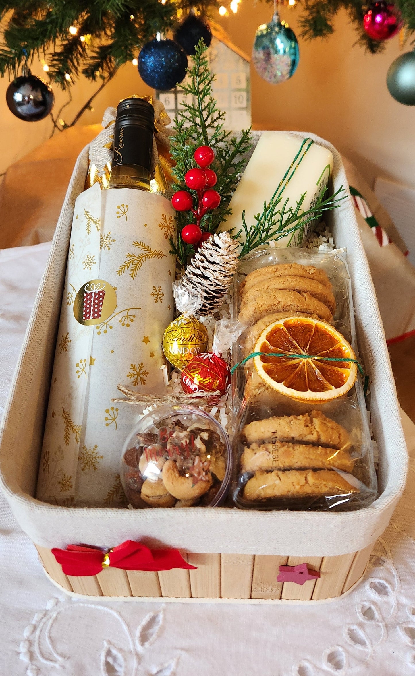 The White & Artisan Box