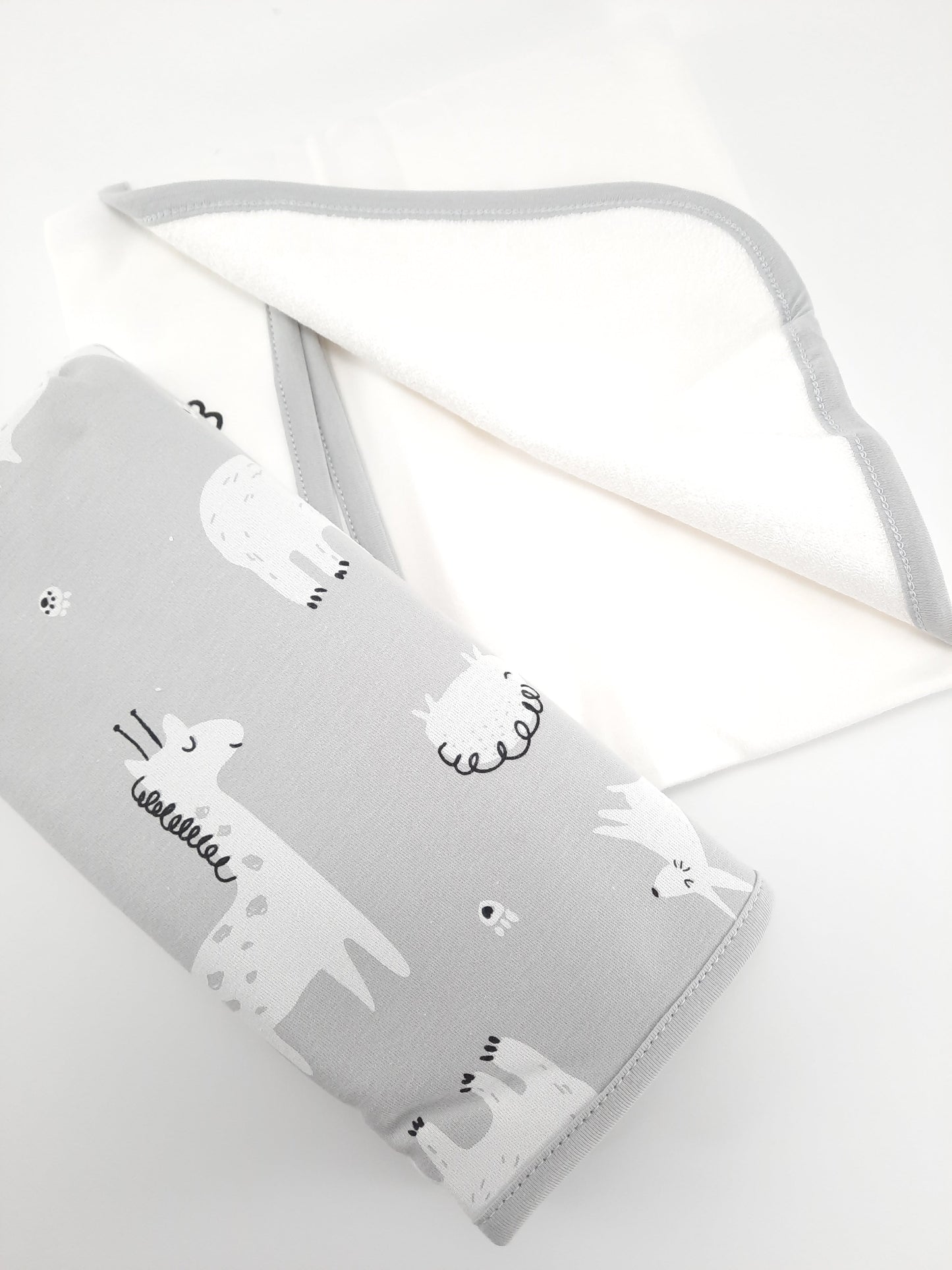 Light Grey ZIgZag Gift Box - Unisex