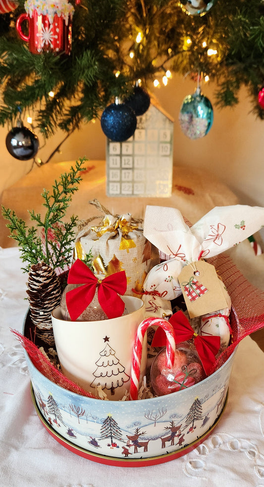 The Festive Treat Box